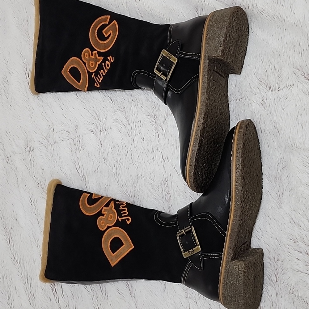 Dolce & Gabbana Juniors Dark Brown Suede Logo Boots Size 36 & 38